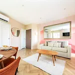 Designer & Air-conditioned 2br, 17 Διαμέρισμα Παρίσι